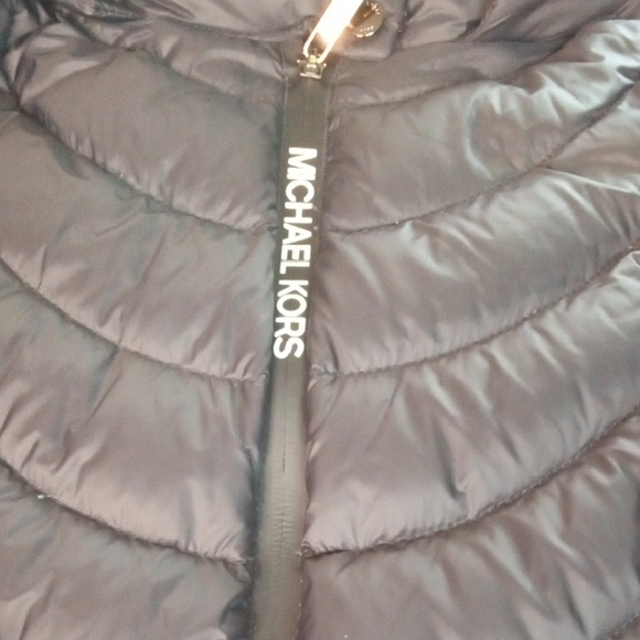 Michael Kors Women's Quilted Black Puffer Coat - Picture 2 of 4